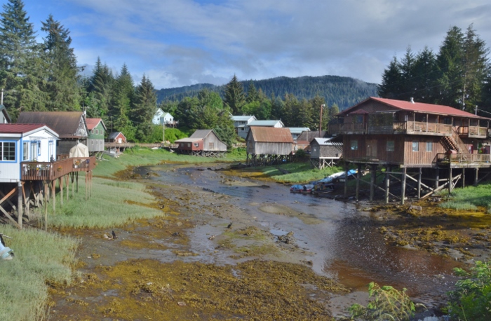 old houses on Hammer Slough